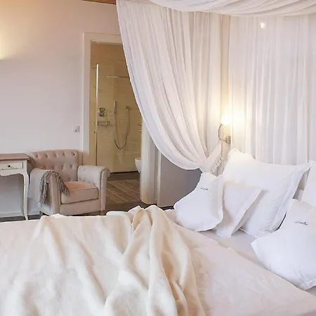 Sleeps 8 Wifi *