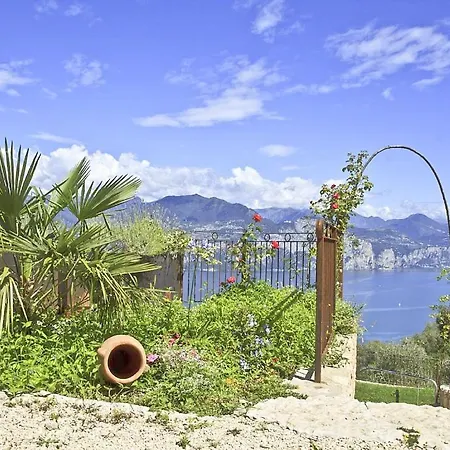 Sleeps 8 Wifi *