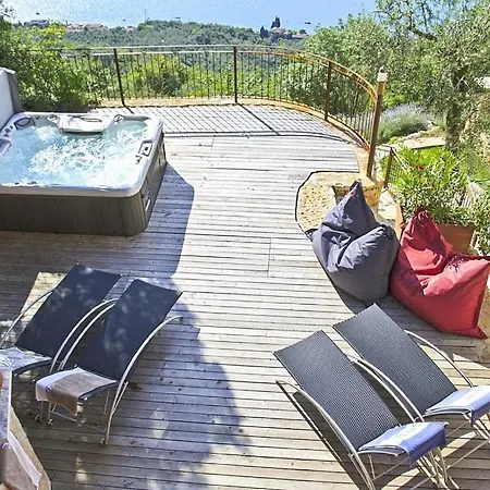 Sleeps 8 Wifi Castelletto Di Brenzone